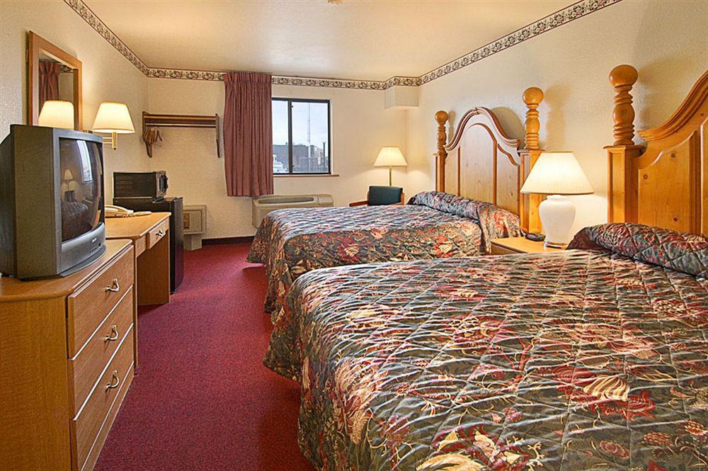 Hotel Clarion Pointe Shreveport Habitación foto